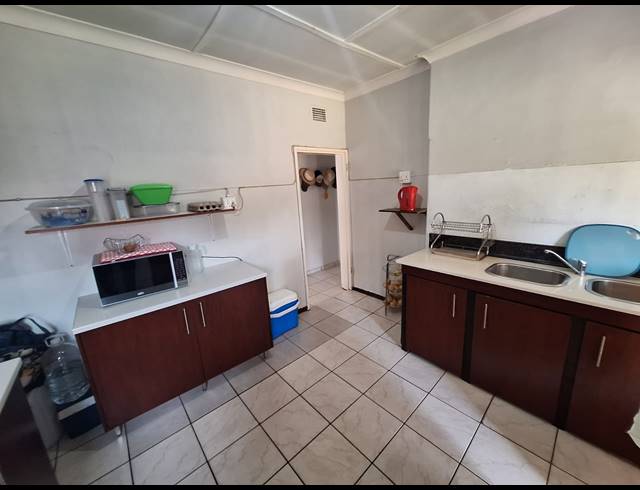 4 BEDROOM HOUSE FOR SALE IN VANDERBIJLPARK CW 6